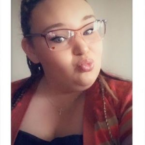 Meet your Posher, Devan